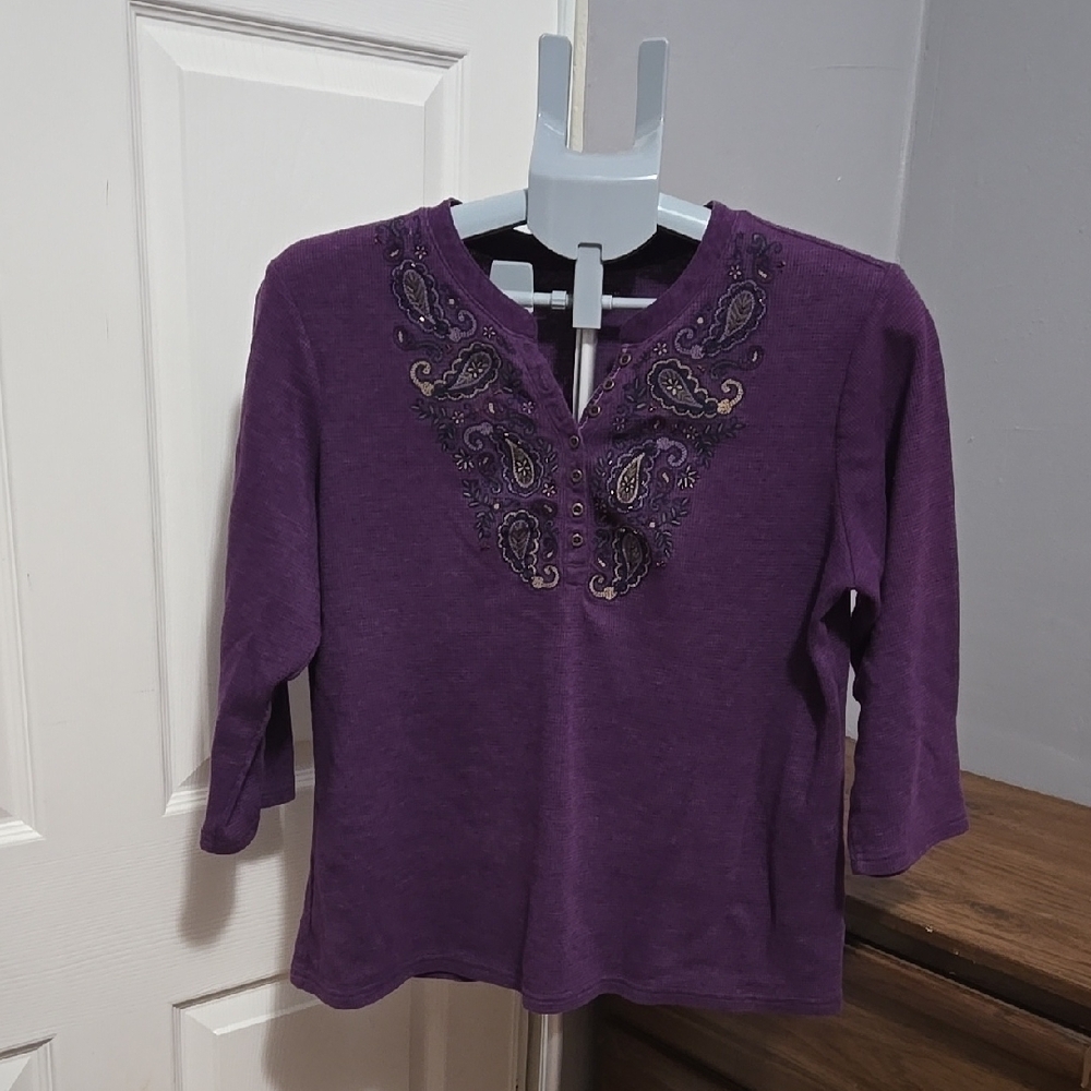 Womens Croft & Barrow Top with Embroidered Design Cabincore Fall